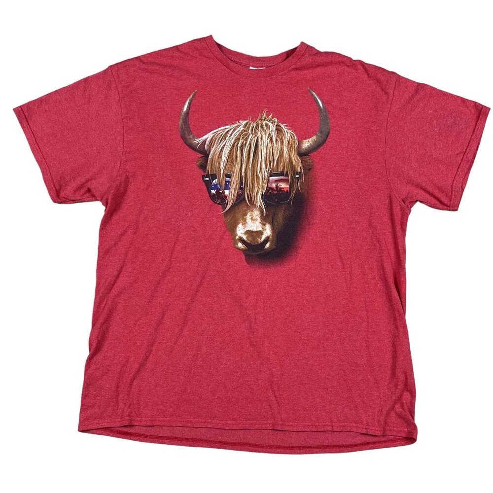 Highland Cow with Sunglasses Red T-Shirt Size‎ XL
